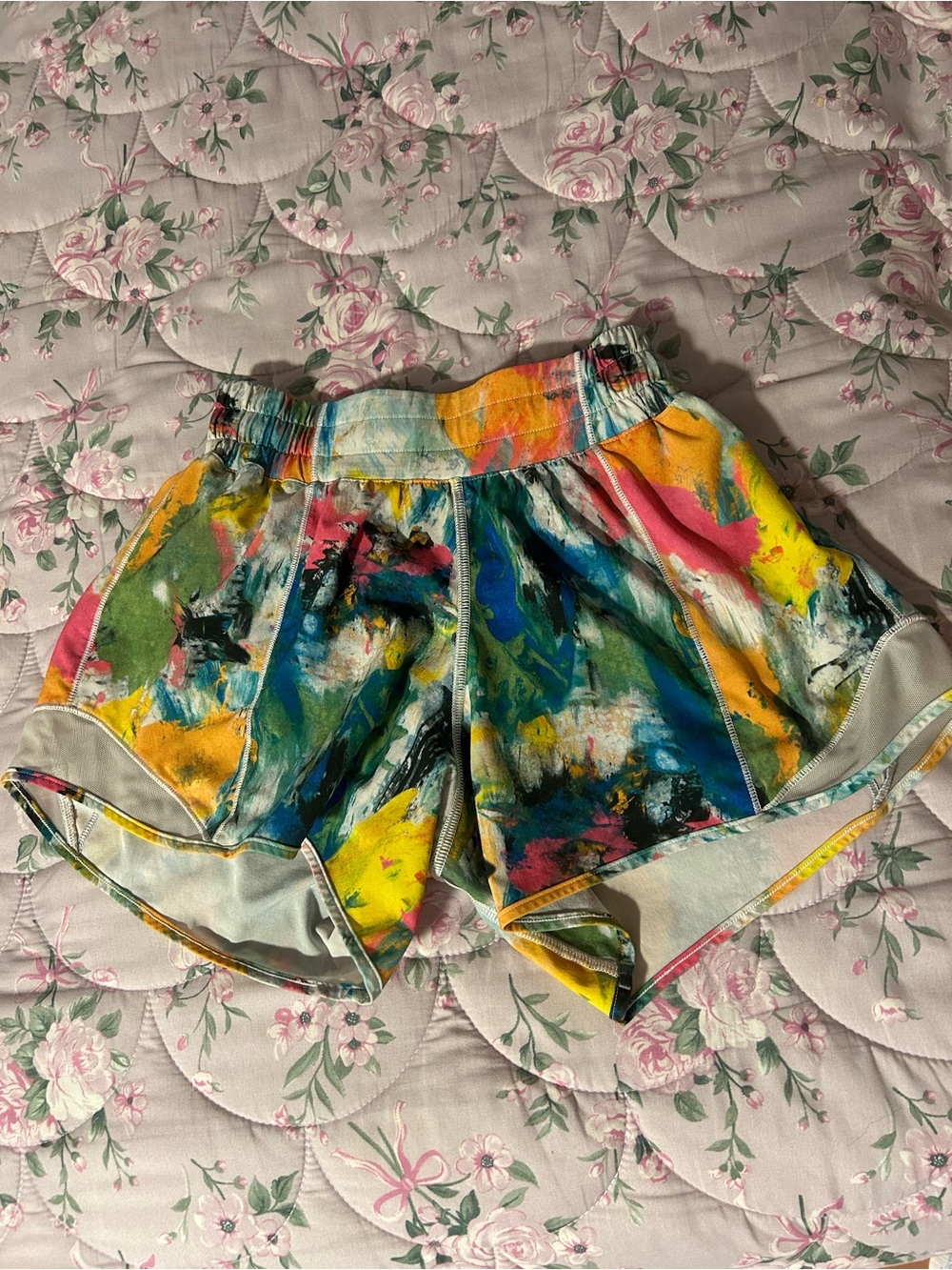 lululemon athletica watercolor hotty hot Shorts